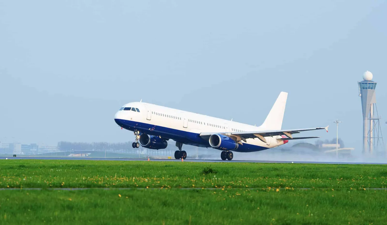 Largest Passenger Aircraft 2026: A380 & Beyond